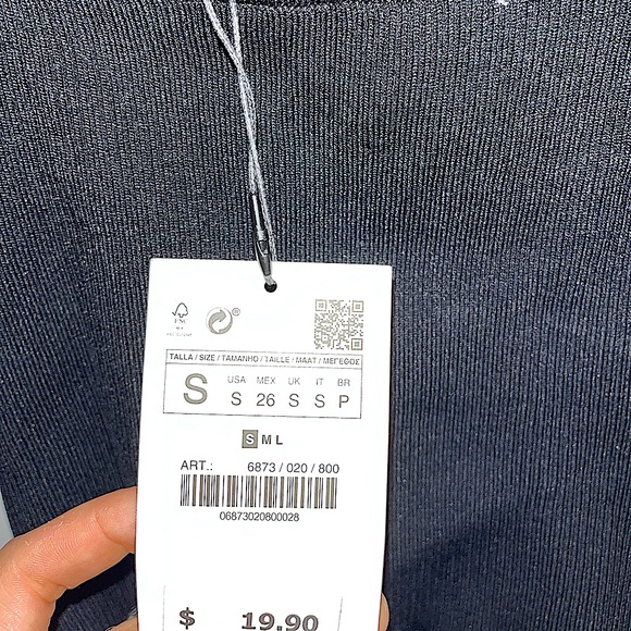 ZARA Black Strappy Ribbed Crop Top Spaghetti Strap — Small - Picture 4 of 5